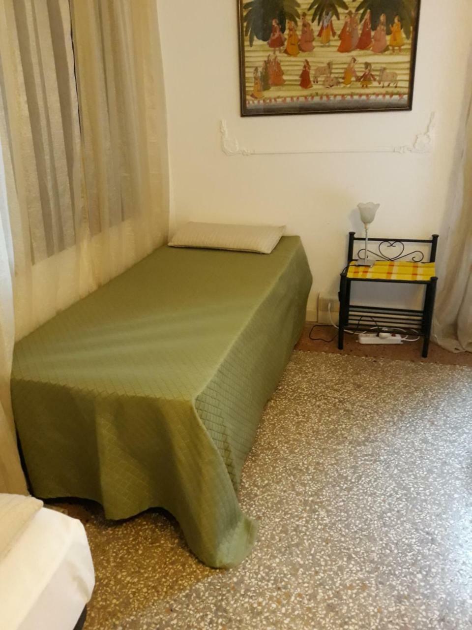 Residenza Ponte Degli Scalzi Венеция Экстерьер фото